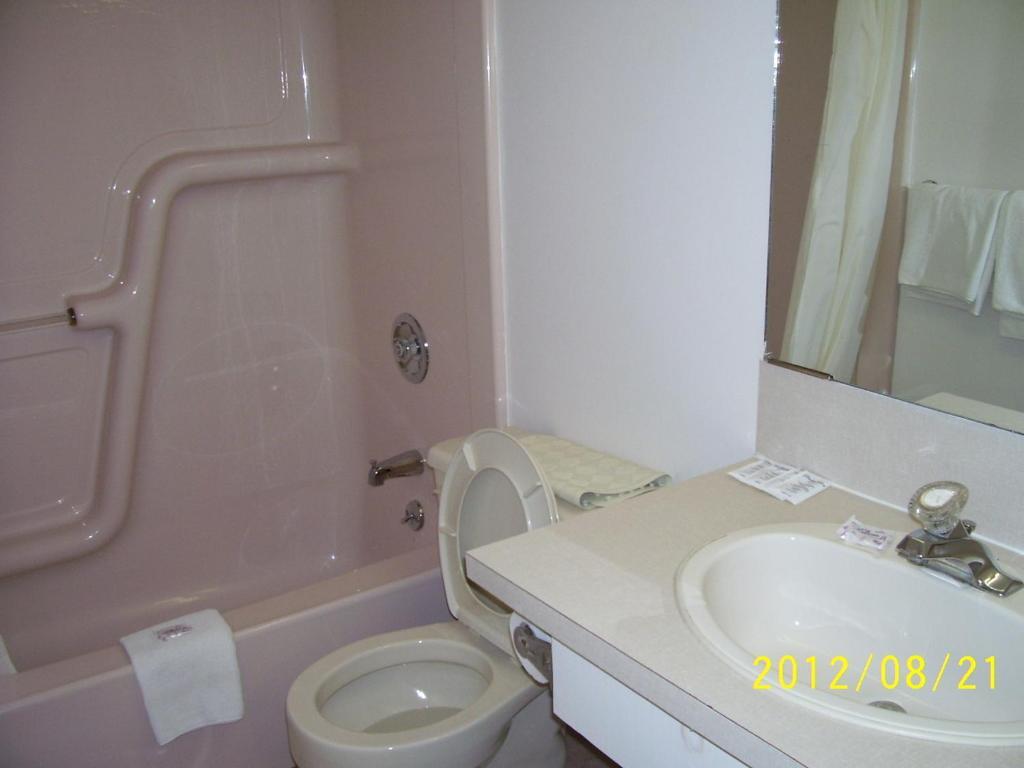 Crystal Inn Καταρράκτες του Νιαγάρα Δωμάτιο φωτογραφία